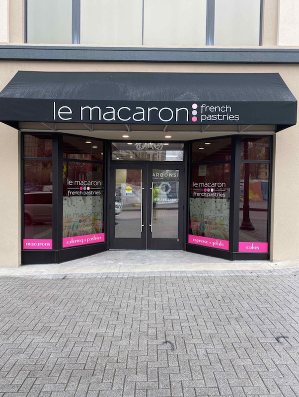 The store front to Le Macaron located in Downtown Grand Rapids